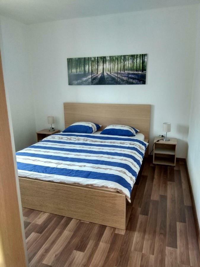 Apartman Postira Rot Exteriör bild